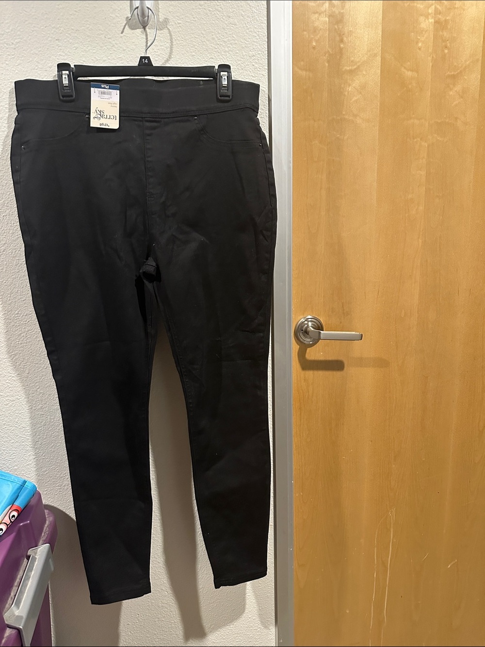 Women’s Black Stretch Casual Pants